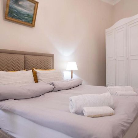 Old Town-Booking Apartment Tbilisi Luaran gambar