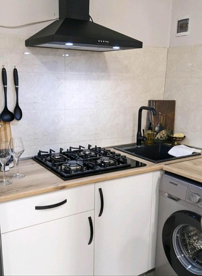 Old Town-Booking Apartment Tbilisi Luaran gambar
